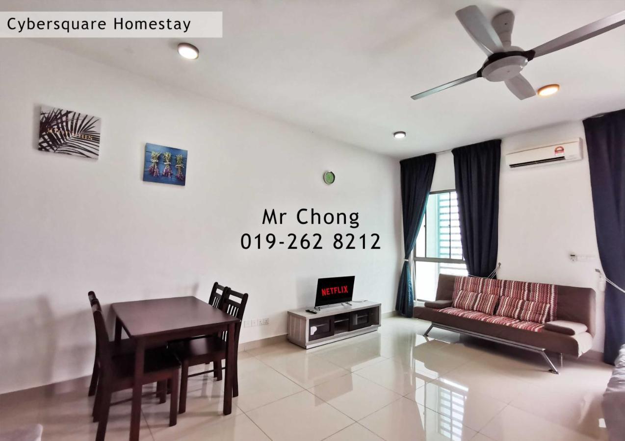 Cybersqaure Studio Suites With Netfilx @10 Min Walking Distance To Mcd Сайберджая Экстерьер фото